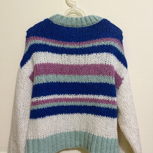 Pull & Bear Small sweater like new, white multicolor