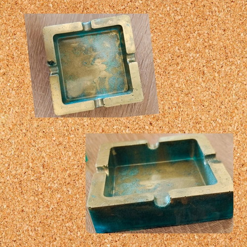Ashtrays made of liquid glass, new, lightweight and unbreakable