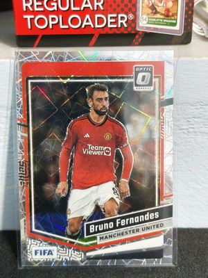 Panini Donruss Soccer Card Bruno Fernandes Silver Optic Velocity Prizm 2023-24 new