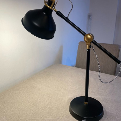Study lamp like new, black