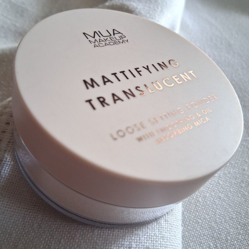 MUA Mattifying Translucent Loose setting powder ελαφρώς μεταχειρισμένο