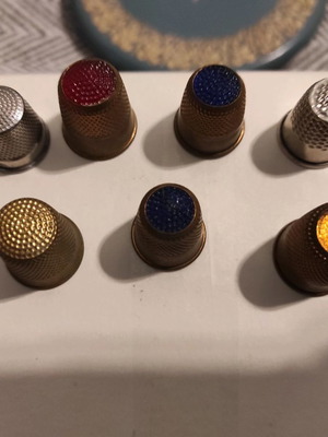 Lot of 7 vintage thimbles used