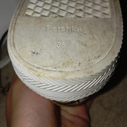 Bershka white athletic shoes like new, size 36