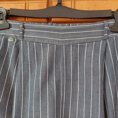 Namaste cotton pants like new, ankle length, white and blue