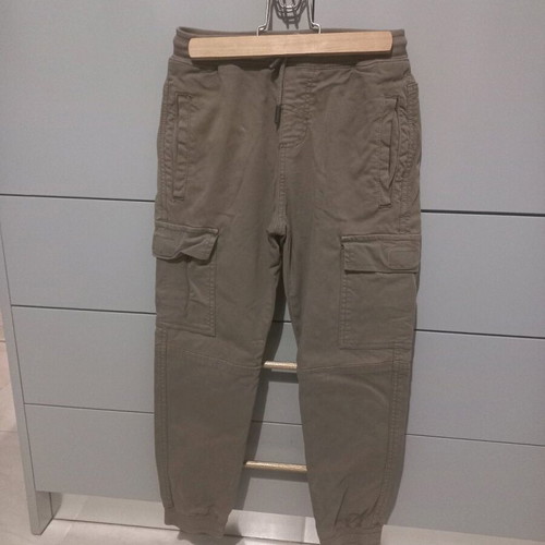 Cargo pants boy 8-10 years like new, khaki