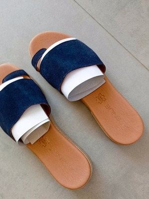 Leather sandals, summer, only 8 €.