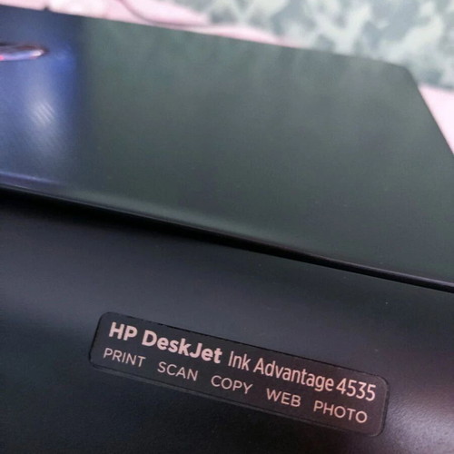 HP DeskJet 4535 multifunction printer like new, Wi-Fi, photo quality