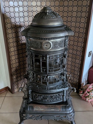 Junker & Ruh Cast Iron Antique Stove used, model No. 16, circa 1900