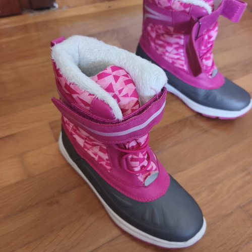 Apres Ski Boots new with fur lining for warmth
