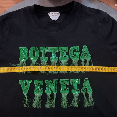 Tshirt Bottega Veneta M black cotton with sequins and fringes like new