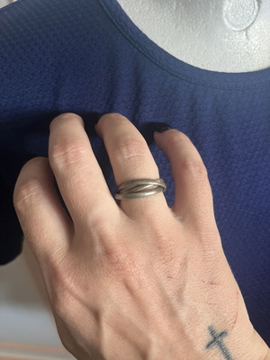 Trivero ring used, silver color