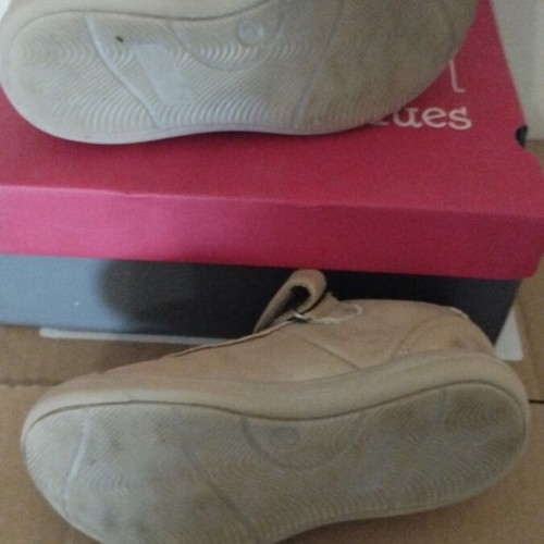 Girl Saxo Blues ballerinas size 26 used, beige