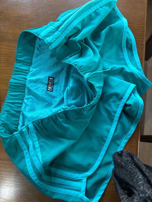 Adidas shorts like new, green, size L