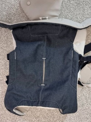 Chicco baby carrier like new