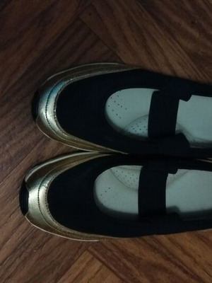 Shoes black and gold like new, size 37.5