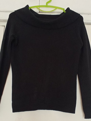 Leone black pullover with wide turned neck like new