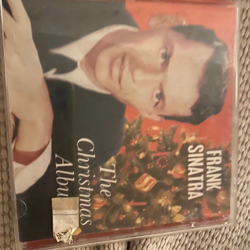 Frank Sinatra The Christmas Album CD like new, pop