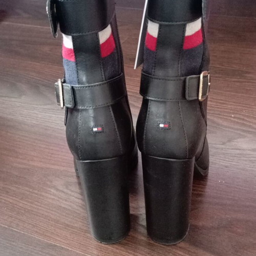 Tommy Hilfiger ankle boots with high heel new, size 39, black
