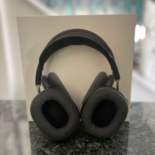 Apple AirPods Max USB-C Blue like new