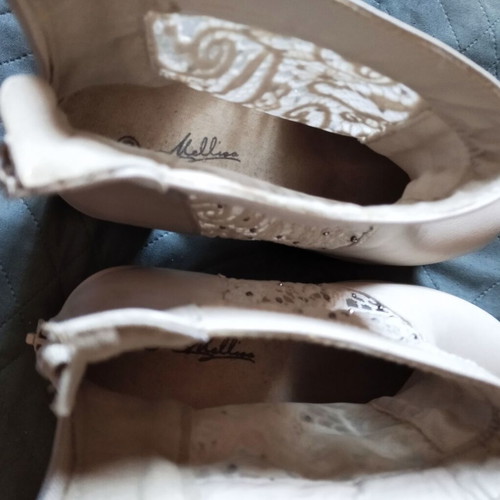 Melissa Boots ankle boots size 40 like new, beige with lace