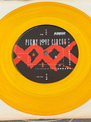 Pigmy Love Circus Leave Me Alone 7" yellow vinyl used, metal