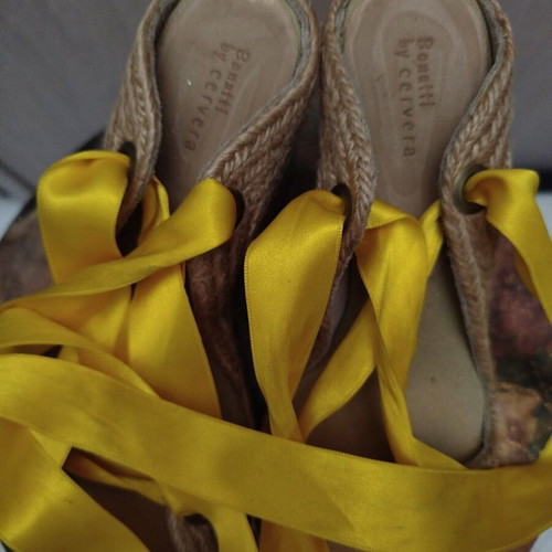 Bonatti platform shoes used, size 36, yellow satin ribbon