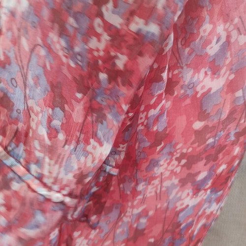 Boho floral dress like new, long sleeves, lightweight with belt