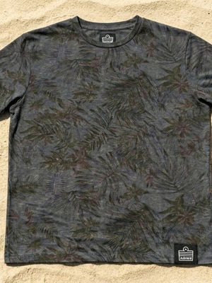 Admiral men's t-shirt XL like new, grey khaki tropical leaves print