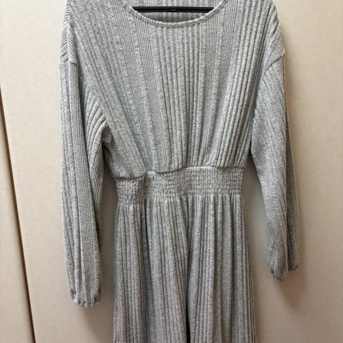 Dress size S gray like new