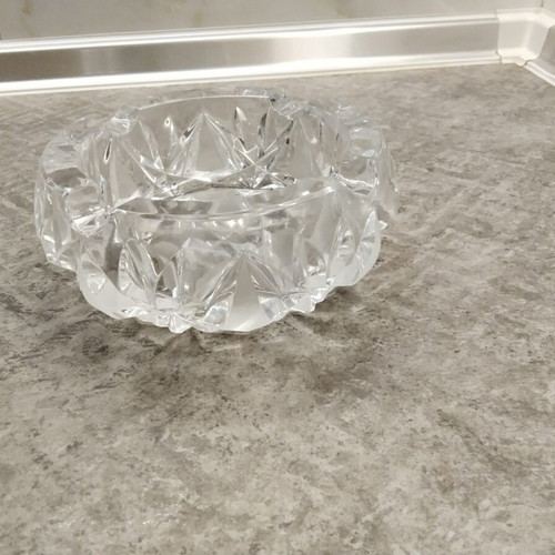 Crystal ashtrays like new