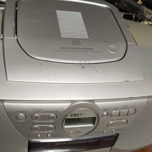 AIWA Portable Radio CD Player CSD-TD29 with Digital Synthesized Tuner