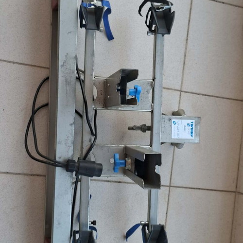 Twinny Load Bike Rack for Tow Bar like new, metal, with lights