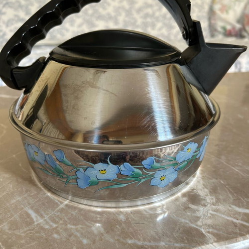 Fissler Blue Dream teapot like new