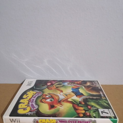 Crash Mind Over Mutant empty case with cover and manual for Nintendo Wii