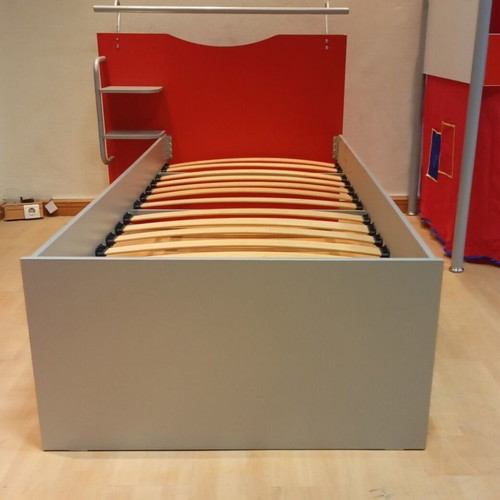 Children's bed red new, 90x200 mattress size
