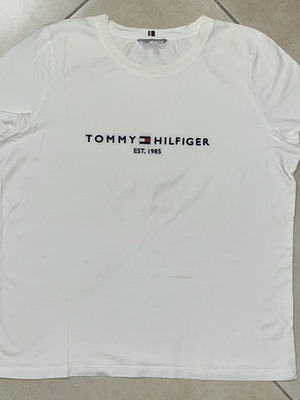 Tommy Hilfiger Women T-Shirt white Est. 1985 logo print size M like new