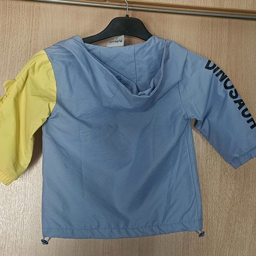 Children's windbreaker jacket 12M 3D Dinosaur like new