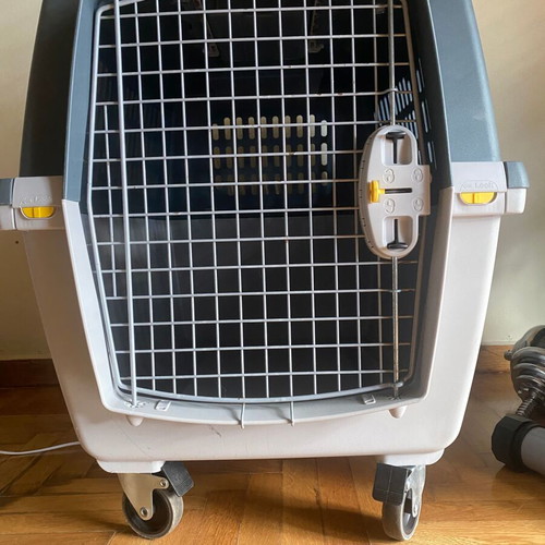 Stefanplast Gulliver 5 IATA Dog Transport Crate used, fully functional