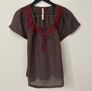 Ленен топ с бродерия Free People