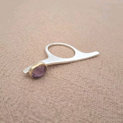 Silver ring with amethyst and gold-plated setting like new, organic design