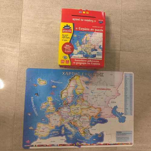Europe Map Puzzle 54 pieces like new