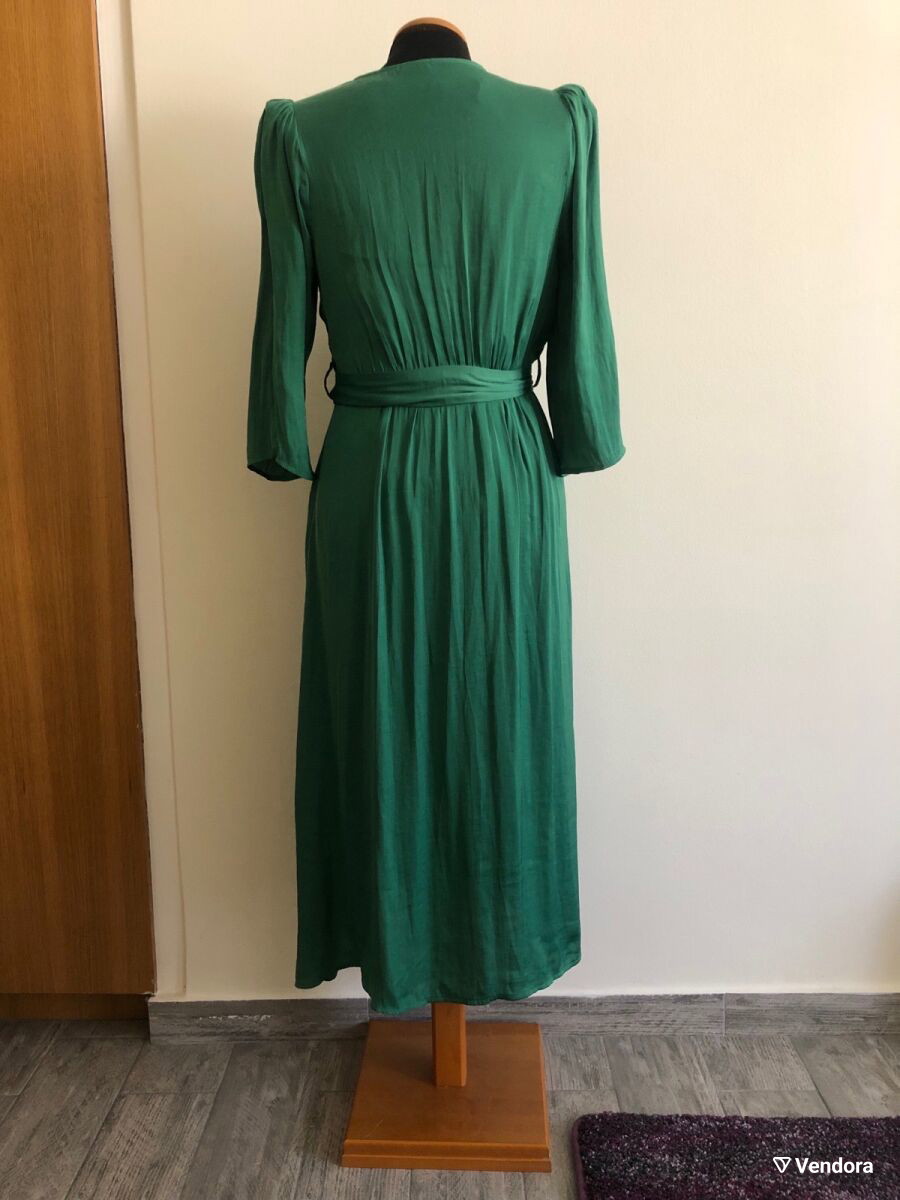 Dress Oysho size M -  0,10 - Vendora.cy