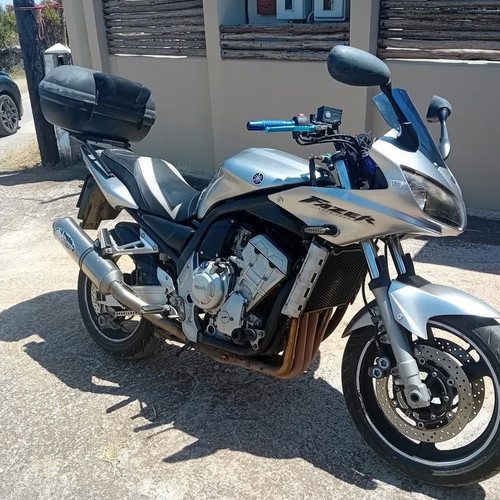 Yamaha FZS 1000 Fazer motorcycle used, very good condition, new tires