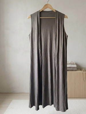 Long sleeveless vest taupe by ROMA new XL/XXL