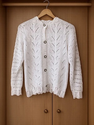 White handmade knitted vintage cardigan like new, size M