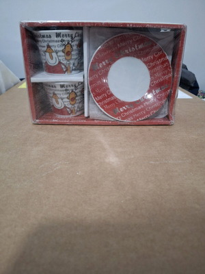 Christmas cup set new