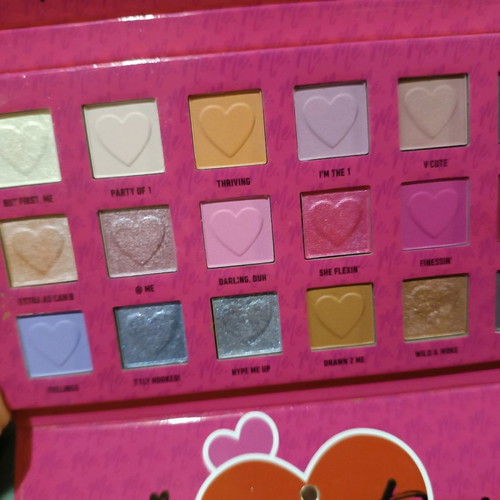 Nyx Professional Makeup 2 Me Luv Me eyeshadow palette used