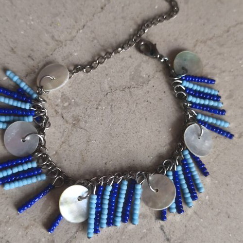 Boho anklet with blue beads and shells like new