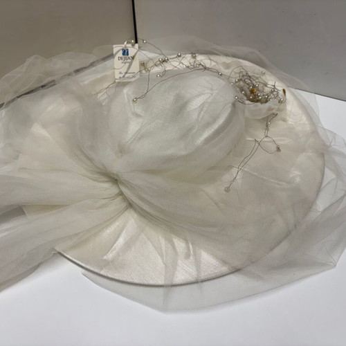 Theatrical hat used satin ivoire tulle size M