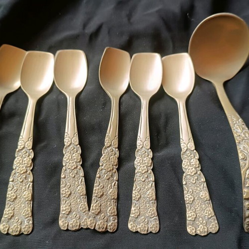 Collectible silver-plated spoons like new with hallmark